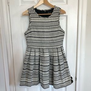 Topshop Fit & Flare Black & White Woven Dress | 8​